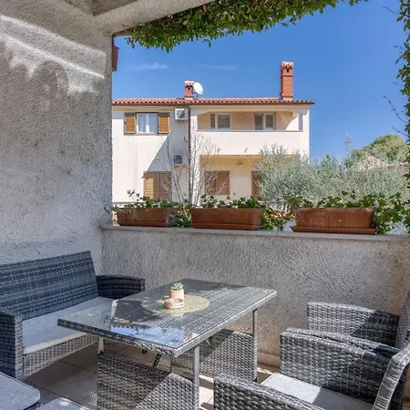 House Rita With Private Pool