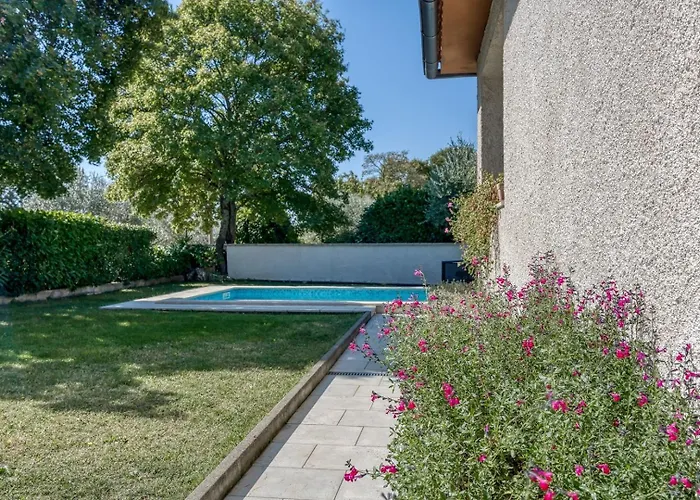 House Rita With Private Pool Vikendica *