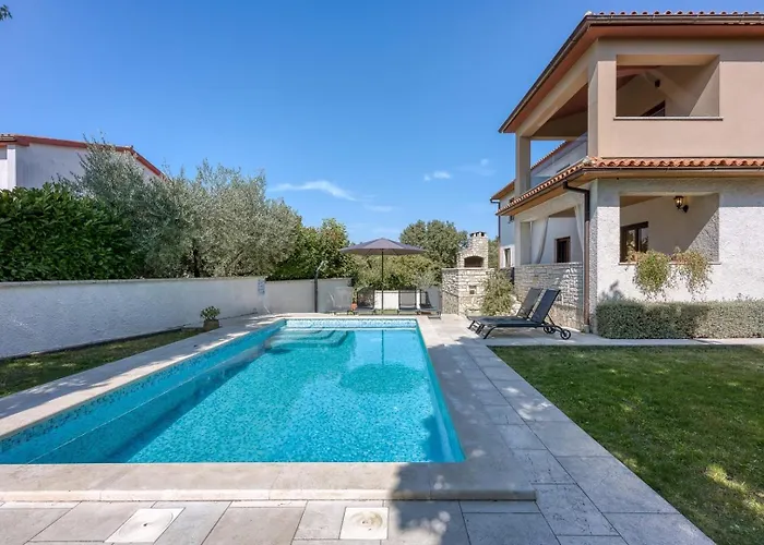 Vikendica House Rita With Private Pool *