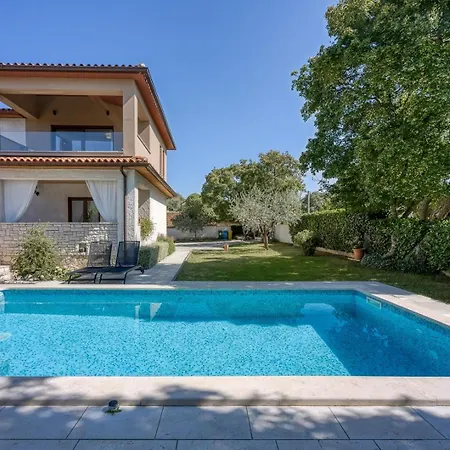 House Rita With Private Pool *